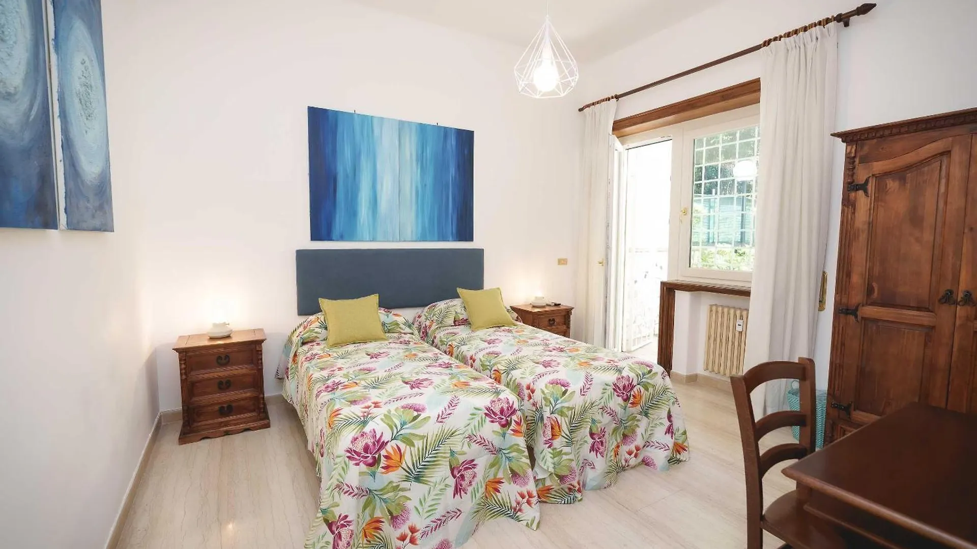 Le Tare B&B Rome Bed & Breakfast
